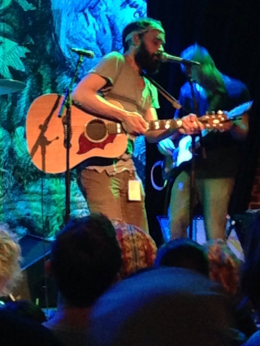 mewithoutYou - Pale Horses mewithoutYou - Pale Horses
